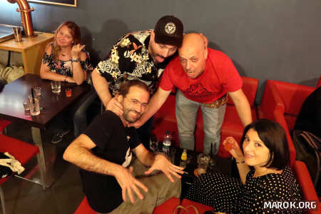 La serata promette bene