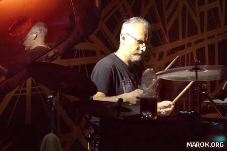 Il giovane Iko batte