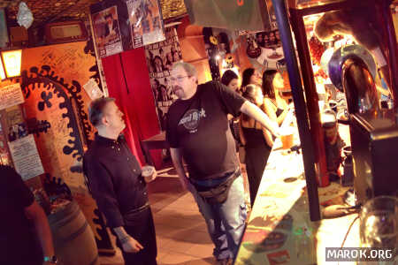 L´incontro con le fan - atto II