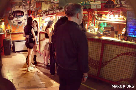 L´incontro con le fan - atto III