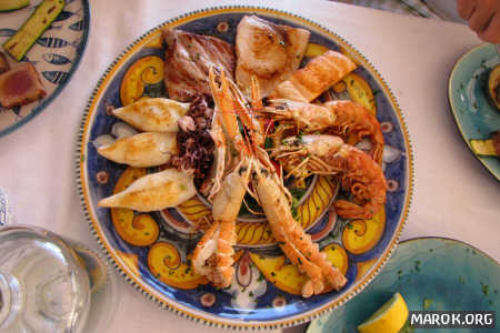 Il mondo mangia il mio misto di mare