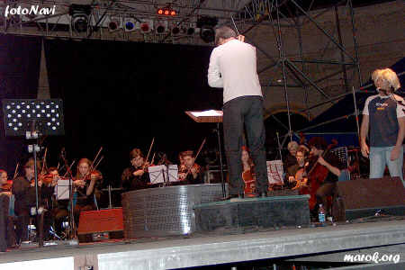 Musica, maestro!