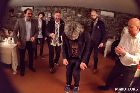 Franz Crack air guitar