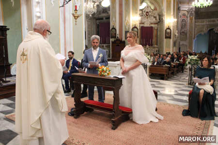 Chi non legge sposa un porko! Ye! Ye!