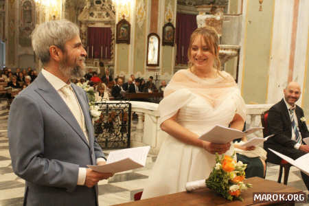 Sposi a confronto (lato A)