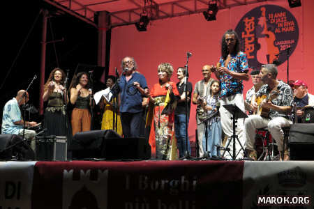 Unitevi al coro!