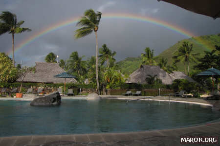 Arcobaleno sull'hotel